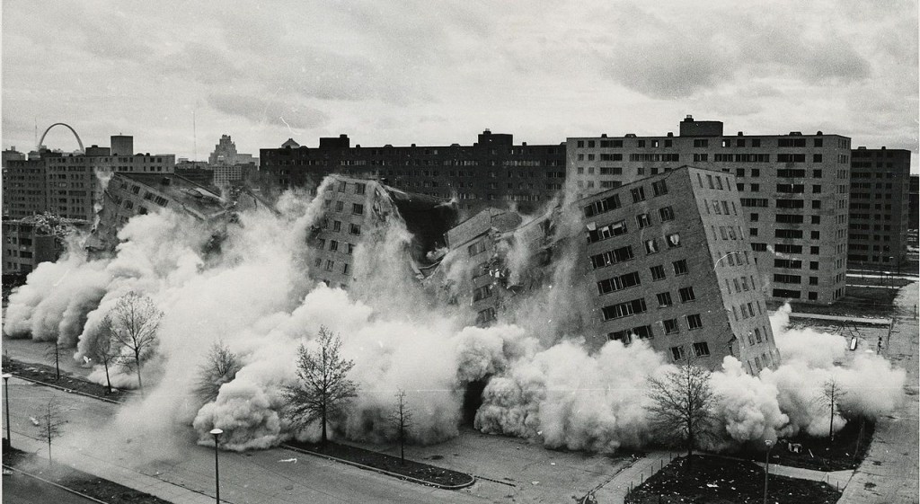 Utópiák és disztópiák