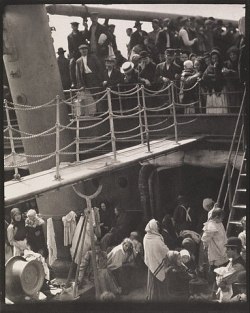 383px-alfred_stieglitz_-_the_steerage_-_google_art_project