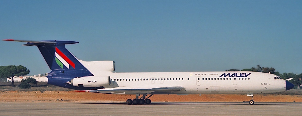tupolev_tu-154b-22c_malev_-_hungarian_airlines_an0613422